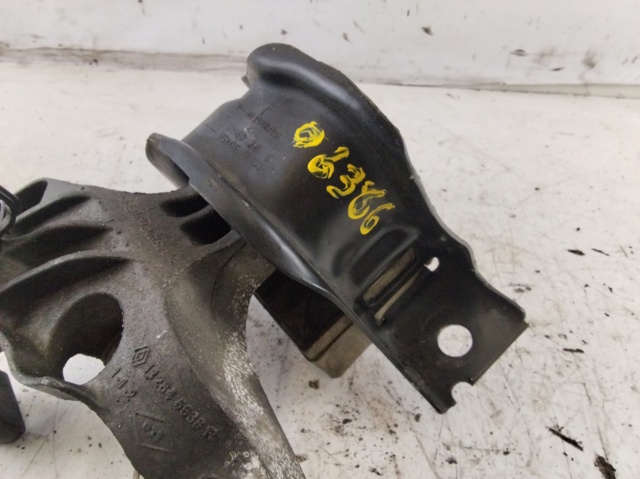 112845638R RENAULT Правая подушка двигателя купить в Киев
