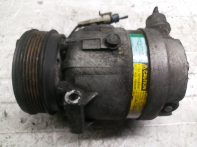 Compressor de ar condicionado para Opel Vectra B Fastback 2.0 i 16v (f68) 1135324