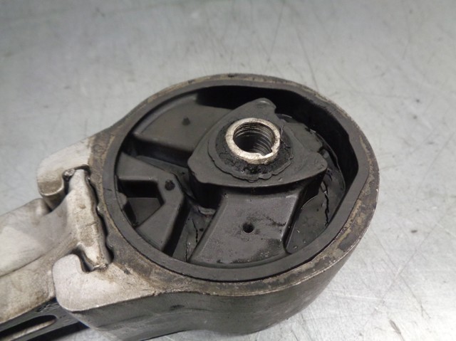 113563354R RENAULT Подушка (опора) двигателя правая верхняя купить в Винница