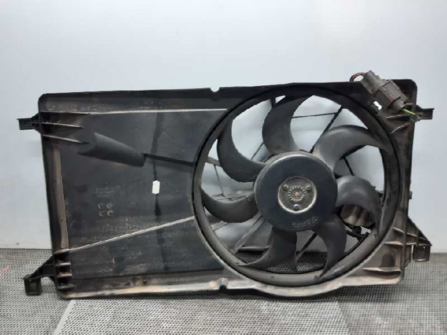 FORD 1137328558 Диффузор радиатора охлаждения, в сборе с мотором и крыльчаткой в наличии Одесса