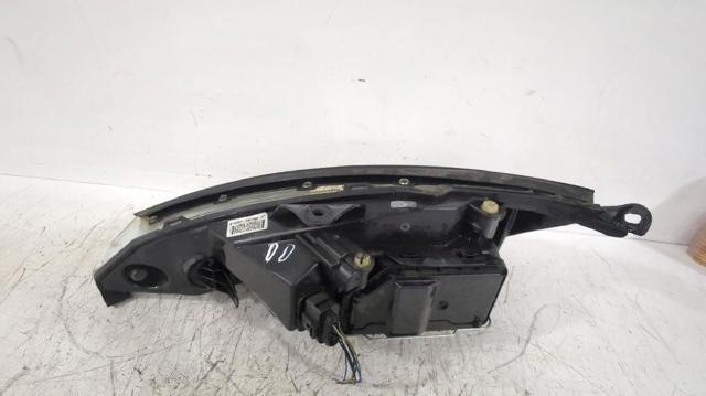 FORD 1152096 Фара правая в наличии Черновцы