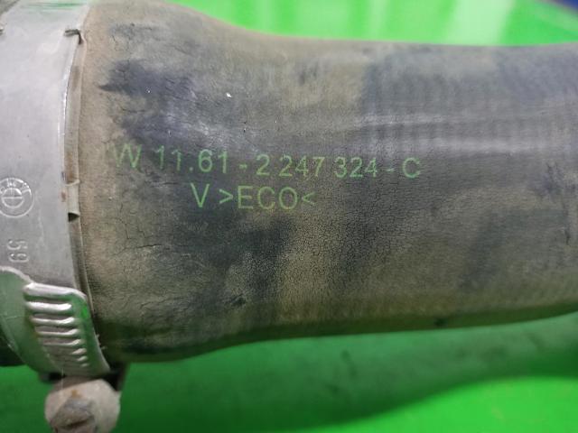 BMW 11612247324 Патрубок интеркулера в наличии Львов