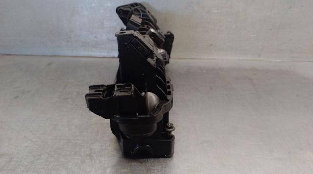 BMW 11618506406 Впускной коллектор в наличии Кривой Рог