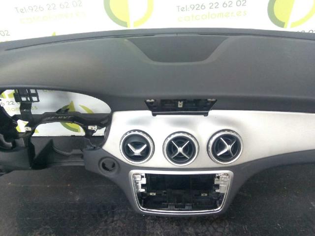 MERCEDES A11768008019H68 Панель салона передняя "торпедо" в наличии Николаев