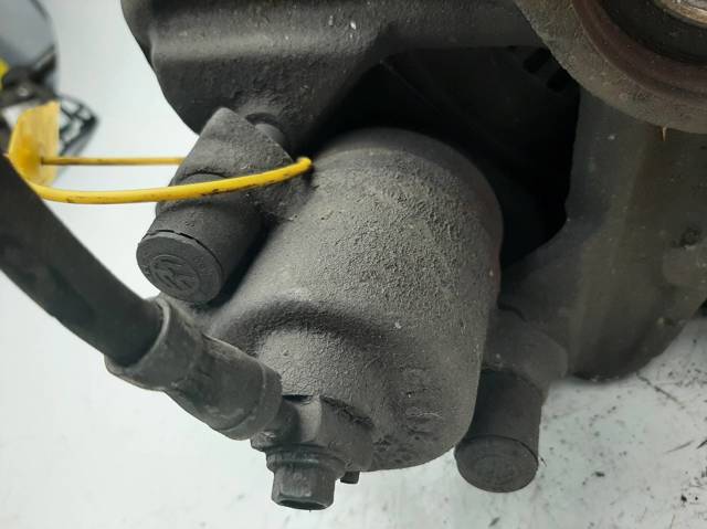 VAG 11819000671 Ремкомплект суппорта тормозного переднего в наличии Львов