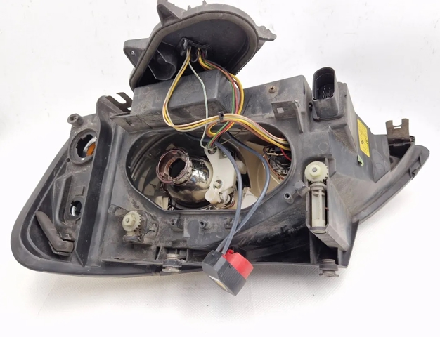 FORD 1202963 Фара правая в наличии Ужгород