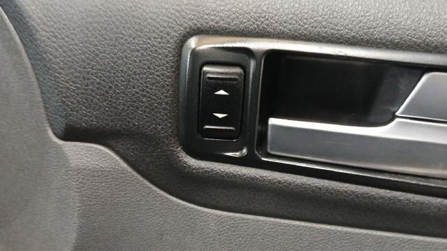 1223143 FORD Кнопка стеклоподъемника передняя купить в Харьков