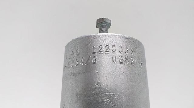 MERCEDES 1225038 в наличии Чернигов
