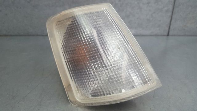 1226000 Поворотник правый купить Житомир