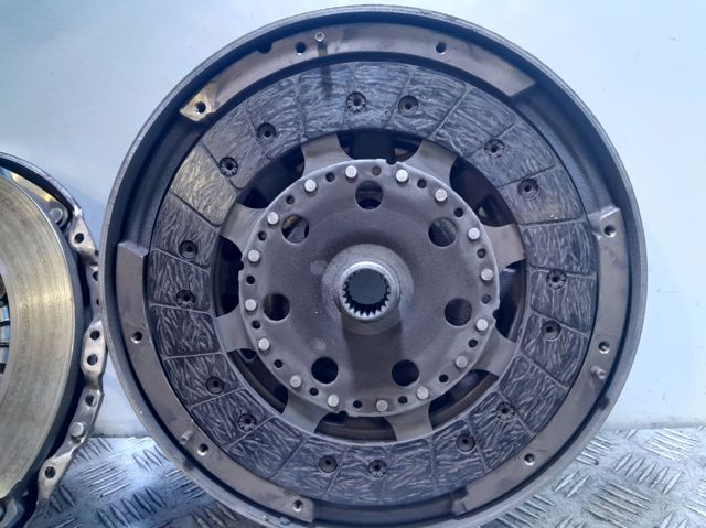 124060110 NISSAN купить в Днепр