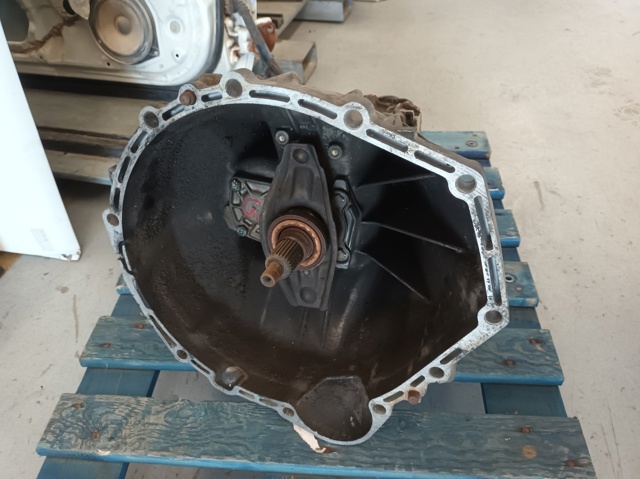 Caixa de Mudança montada (caixa mecânica de velocidades) Mercedes E S124