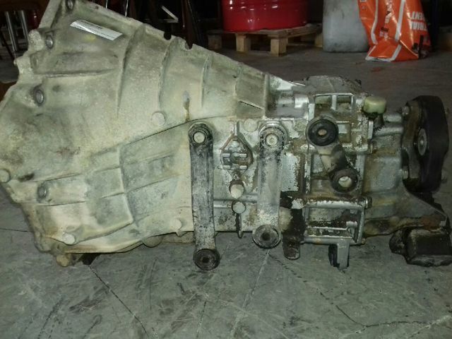 Caixa de Mudança montada (caixa mecânica de velocidades) Mercedes E S124