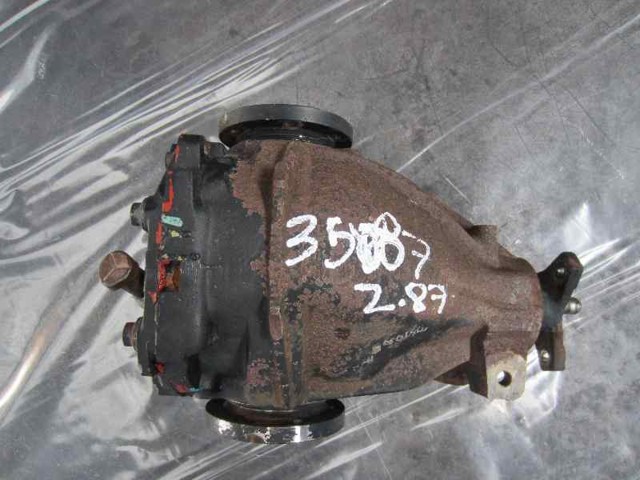 MERCEDES 1243513008 Крышка редуктора заднего в наличии Запорожье