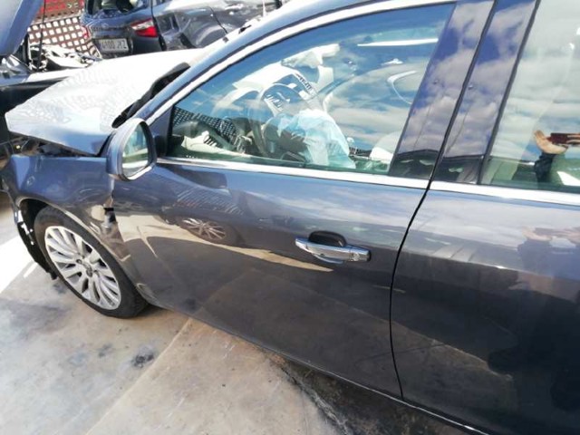 Porta dianteira esquerda Opel Insignia G09