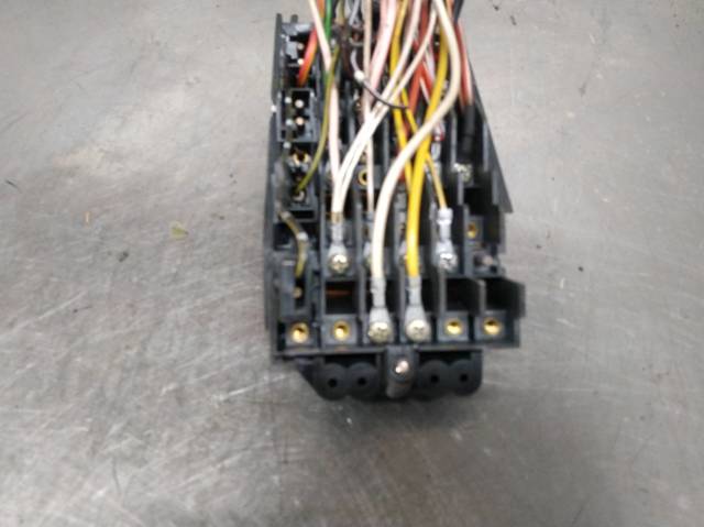 Unidade de dispositivos de segurança Mercedes E W124