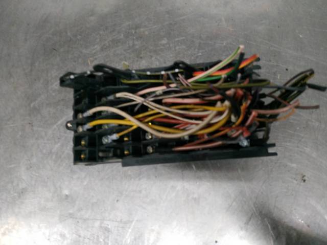 Unidade de dispositivos de segurança Mercedes E W124