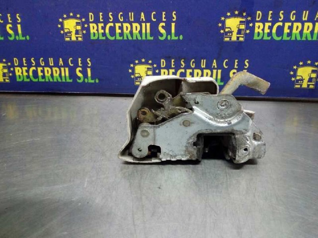 MERCEDES 1247300535 Замок двери задней левой в наличии Павлоград