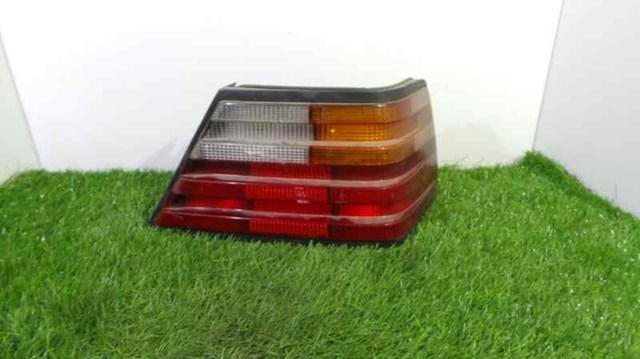 Luz traseira direita para Mercedes E-Class (BM 124) Sedan (1984-...) 2.0 200 (124.020) A1248200464