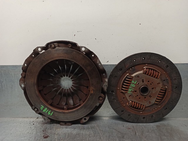 FORD 1252581 Комплект сцепления в наличии Днепр