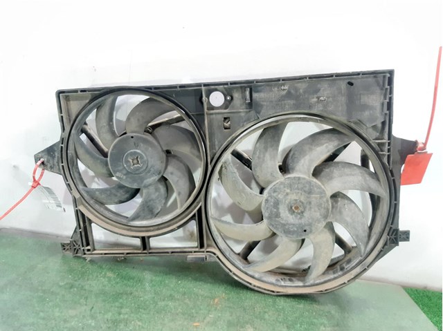Ventilador elétrico de esfriamento montado (motor + roda de aletas) 125341 Peugeot/Citroen