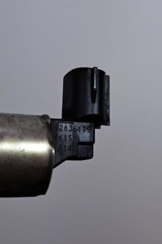 Válvula eletromagnética de posição (de fases) da árvore distribuidora Chevrolet Captiva 1 C100