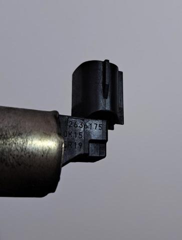 Válvula eletromagnética de posição (de fases) da árvore distribuidora Chevrolet Captiva 1 C100