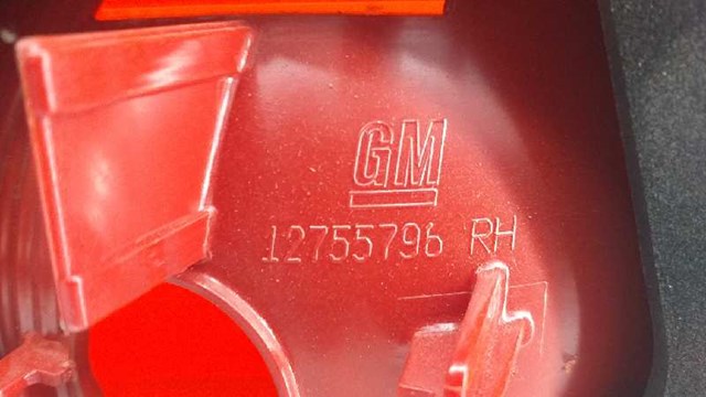 12755796 GM Фонарь задний правый внешний купить в Чернигов