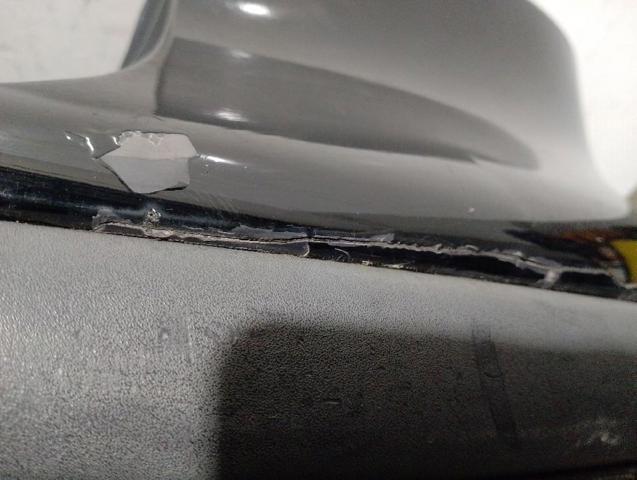 Pára-choque traseiro 12798001 General Motors