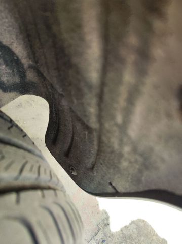 1300933 FORD Подкрылок крыла заднего левый купить в Днепр