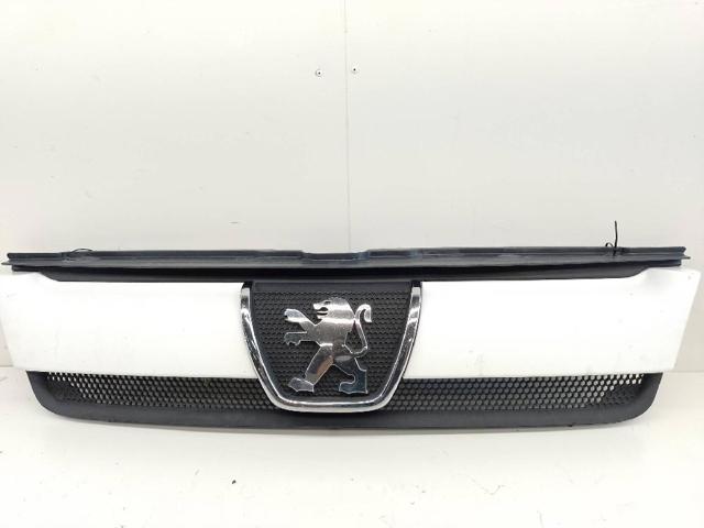 PEUGEOT 1304703070 Решетка радиатора в наличии Хмельницкий