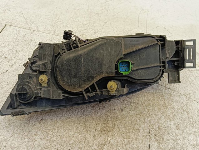 1305239177 FORD Правая фара купить в Винница