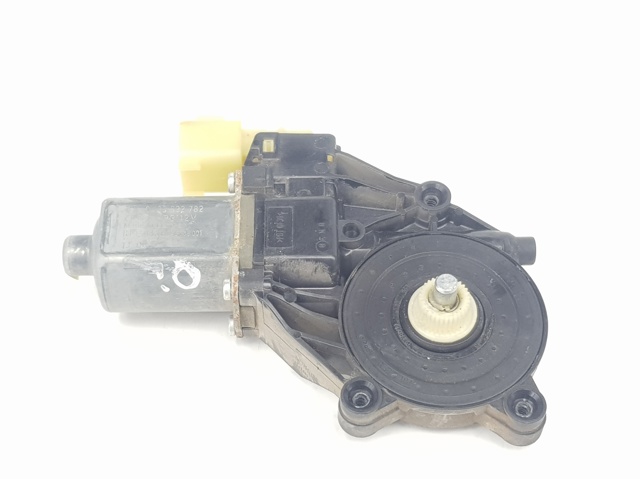 Motor de acionamento de vidro da porta dianteira 130822782 Land Rover