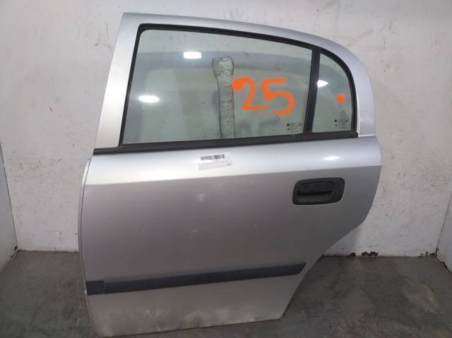 Porta traseira esquerda 13116455 Opel