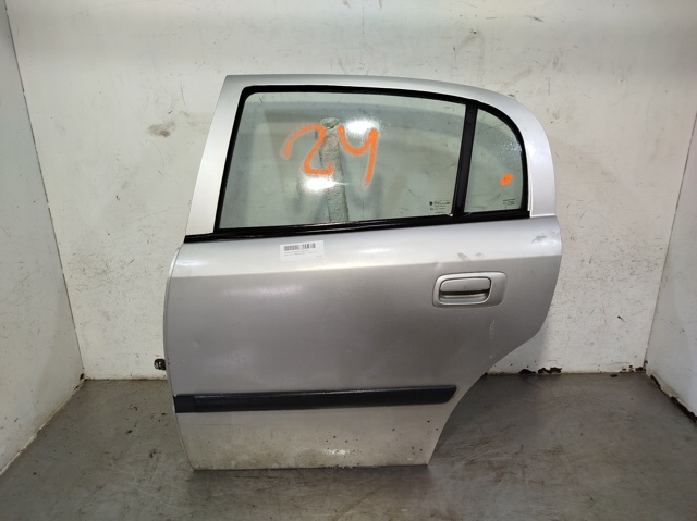 Porta traseira direita 13116456 Opel