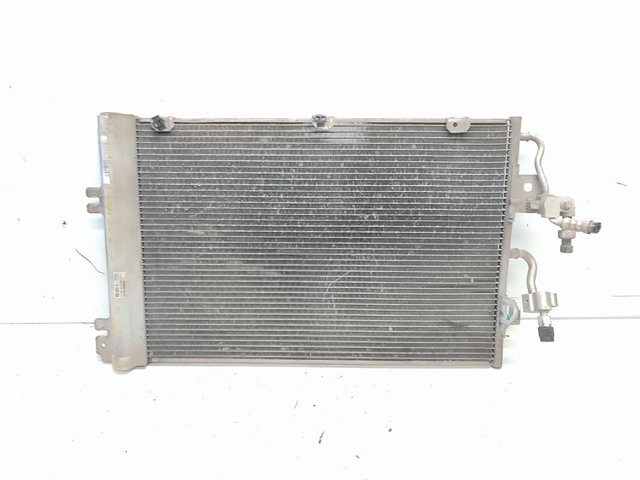 Condensador de ar condicionado / radiador para Opel Astra H Estate Wagon 1.7 CDTI (L35) Z17DTR 13129192
