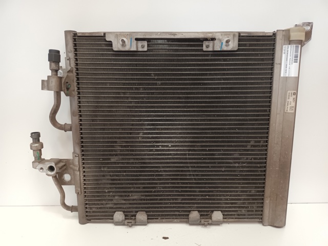Condensador de ar condicionado / radiador para Opel Astra H GTC 1.7 CDTI (L08) Z17DTH 13129195