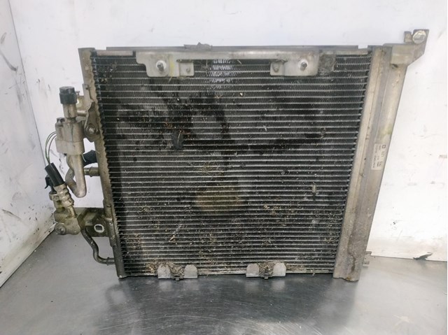 Condensador / Radiador de ar condicionado para Opel Zafira B (A05) (2008-2015) 1.9 CDTI (M75) Z19DT 13129195