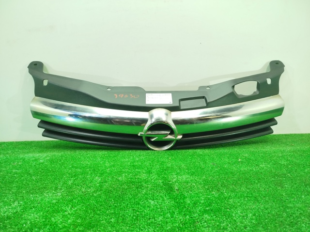 Grelha do radiador 13142522 OPEL