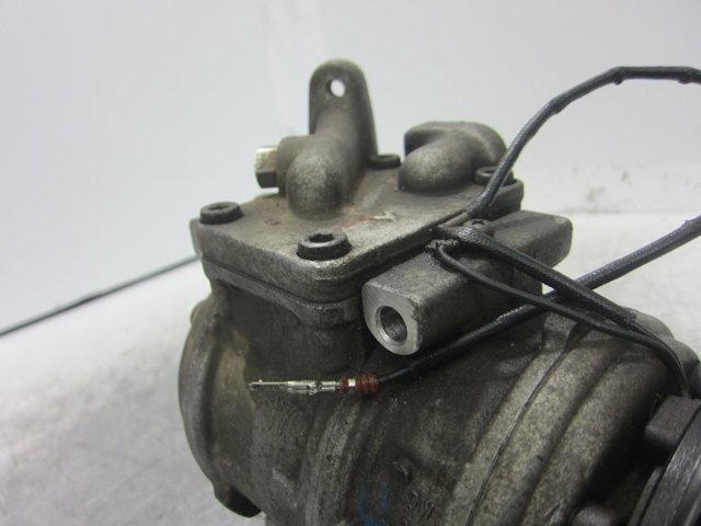 Compressor de aparelho de ar condicionado KIA Carens 1 FJ