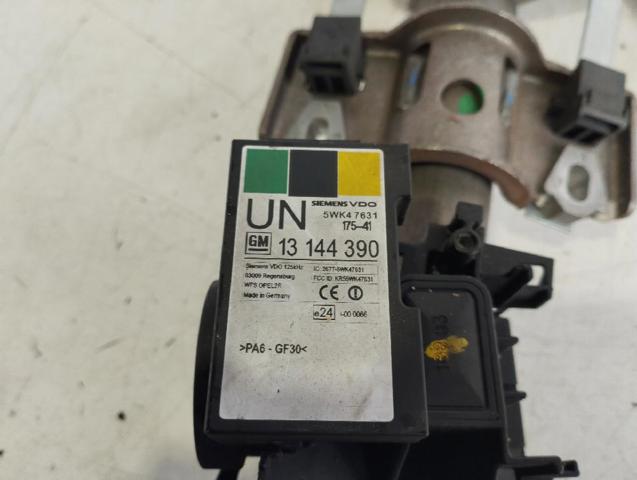 OPEL 13153553 Рулевая колонка в наличии Ирпень