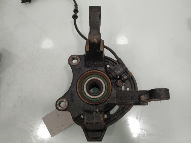 OPEL 13154318 Цапфа передняя правая в наличии Львов