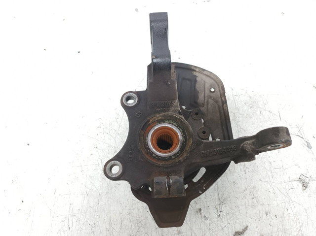 OPEL 13154318 Цапфа (поворотный кулак) передний правый в наличии Харьков