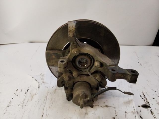 OPEL 13156041 Цапфа передняя левая в наличии Черновцы