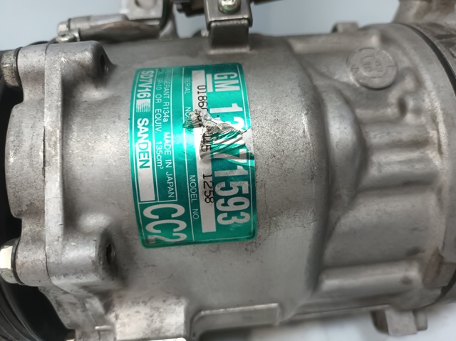 Compressor de aparelho de ar condicionado 13171593 GM