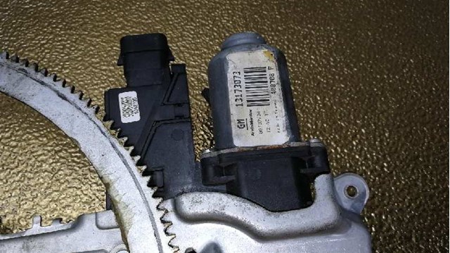 13173073 OPEL Мотор стеклоподъемника двери передней левой купить в Харьков