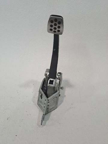 Pedal de embraiagem Opel Astra L35