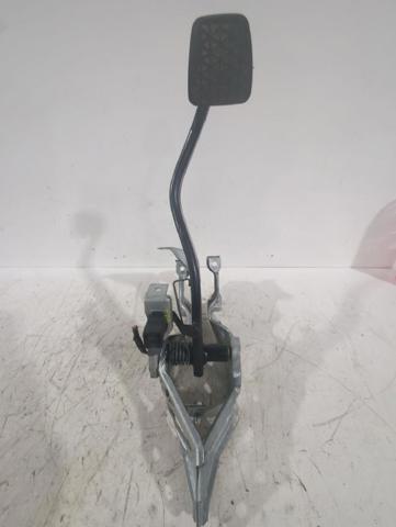 Pedal de embraiagem Opel Astra L35