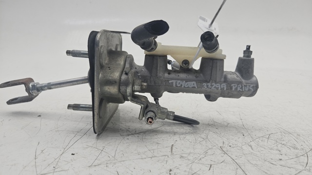 13203040120 TOYOTA Цилиндр тормозной главный купить в Харьков