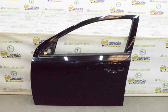 Porta dianteira esquerda 13208421 Opel