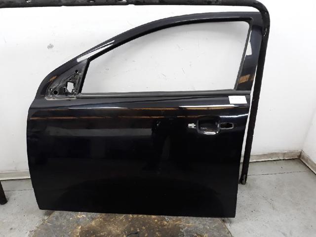 Porta dianteira esquerda 13208421 OPEL